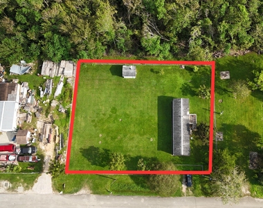 9012 Spruce Street - Photo Thumbnail 18