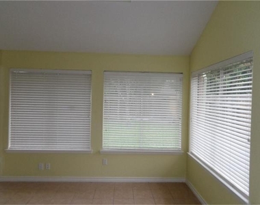 16714 Sinaloa Drive - Photo Thumbnail 8