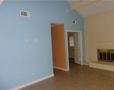 16714 Sinaloa Drive - Photo Thumbnail 1