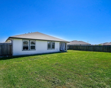 8134 Sugar Cane Lane - Photo Thumbnail 16