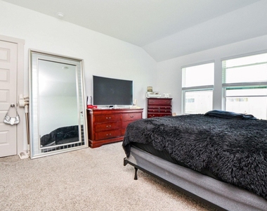 8134 Sugar Cane Lane - Photo Thumbnail 15