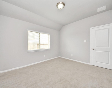 859 Sarasota Shore Drive - Photo Thumbnail 25