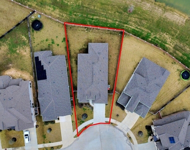 859 Sarasota Shore Drive - Photo Thumbnail 1