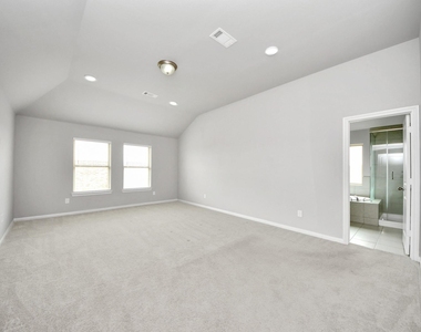 859 Sarasota Shore Drive - Photo Thumbnail 23