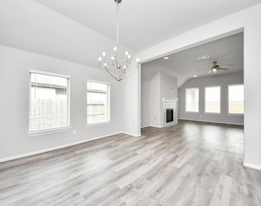 859 Sarasota Shore Drive - Photo Thumbnail 10