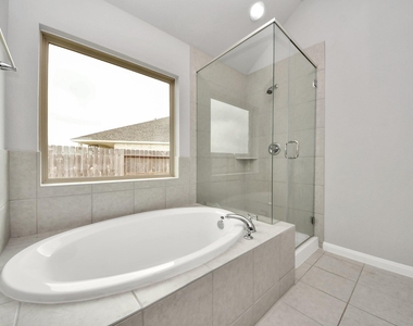 859 Sarasota Shore Drive - Photo Thumbnail 34