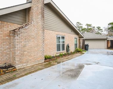 19414 Dianeshire Drive - Photo Thumbnail 2