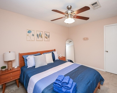 19414 Dianeshire Drive - Photo Thumbnail 24