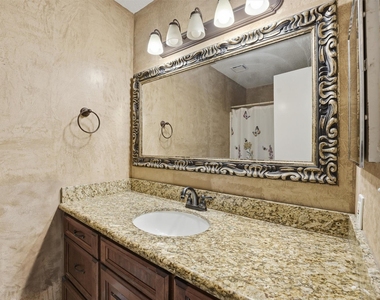 17219 Kettle Creek Drive - Photo Thumbnail 16