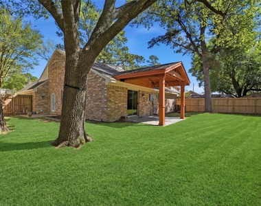 17219 Kettle Creek Drive - Photo Thumbnail 23