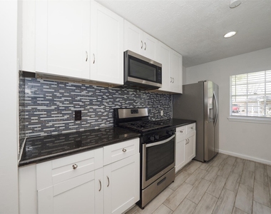 5375 Little John Lane - Photo Thumbnail 19