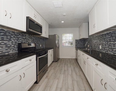 5375 Little John Lane - Photo Thumbnail 18