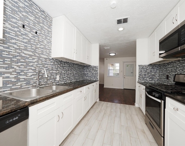 5375 Little John Lane - Photo Thumbnail 17
