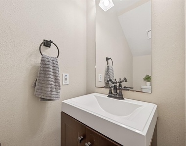 23035 Canal Road - Photo Thumbnail 37