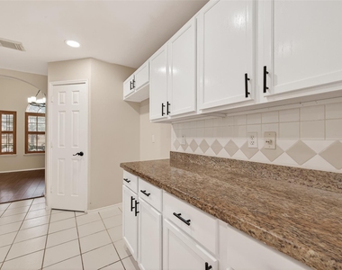 23035 Canal Road - Photo Thumbnail 20