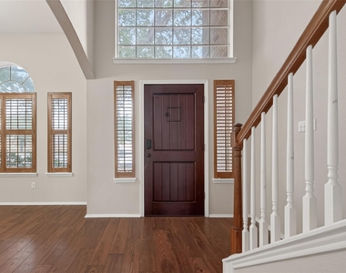 23035 Canal Road - Photo Thumbnail 5