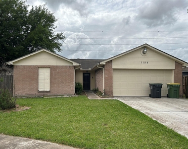 1154 W Brompton Drive - Photo Thumbnail 1