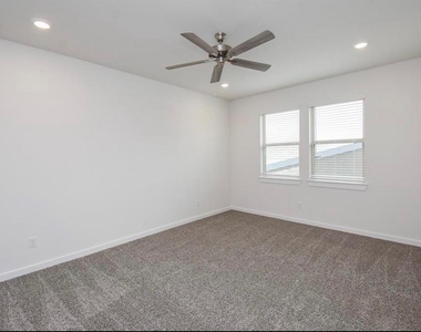 17231 Walden Lake Lane - Photo Thumbnail 8