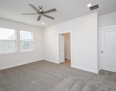 17231 Walden Lake Lane - Photo Thumbnail 9