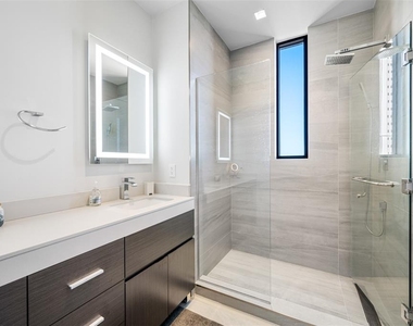 5 N Osceola Avenue - Photo Thumbnail 18