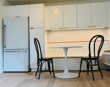 3914 W Neptune Street - Photo Thumbnail 4