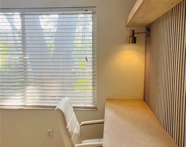 3914 W Neptune Street - Photo Thumbnail 3