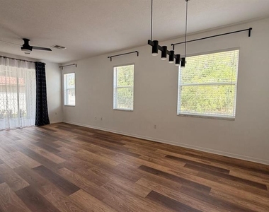 3048 Chessington Drive - Photo Thumbnail 33