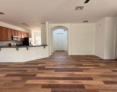3048 Chessington Drive - Photo Thumbnail 34
