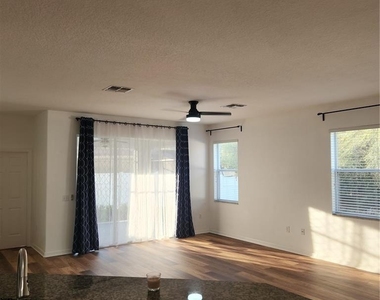 3048 Chessington Drive - Photo Thumbnail 3