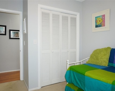 4337 Tahitian Gardens Circle - Photo Thumbnail 17