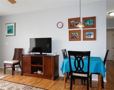 4337 Tahitian Gardens Circle - Photo Thumbnail 5