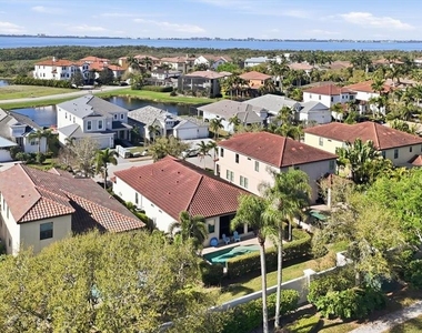 5423 Title Row Drive - Photo Thumbnail 40