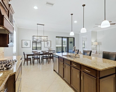 5423 Title Row Drive - Photo Thumbnail 16