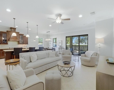 5423 Title Row Drive - Photo Thumbnail 8