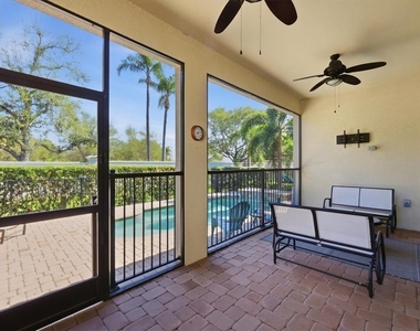 5423 Title Row Drive - Photo Thumbnail 29