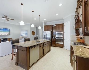 5423 Title Row Drive - Photo Thumbnail 15