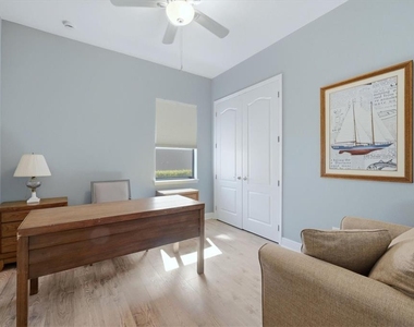 5423 Title Row Drive - Photo Thumbnail 18