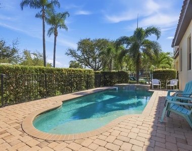 5423 Title Row Drive - Photo Thumbnail 32