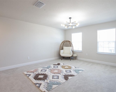 10225 Gliding Eagle Way - Photo Thumbnail 25