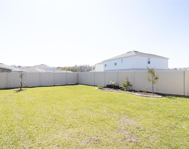10225 Gliding Eagle Way - Photo Thumbnail 20