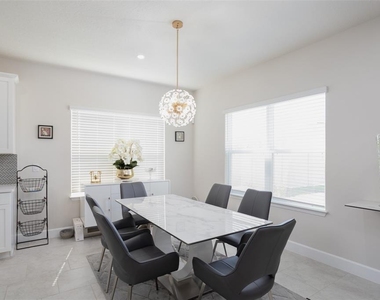10225 Gliding Eagle Way - Photo Thumbnail 12