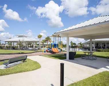 10225 Gliding Eagle Way - Photo Thumbnail 40