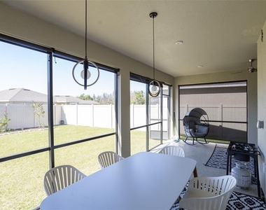 10225 Gliding Eagle Way - Photo Thumbnail 19