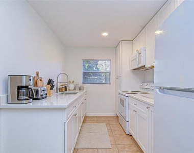 3017 49th Street S - Photo Thumbnail 6