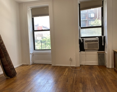 1163 2nd Avenue - Photo Thumbnail 2