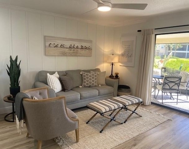 646 Yardarm Drive - Photo Thumbnail 3