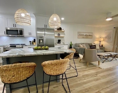 646 Yardarm Drive - Photo Thumbnail 5
