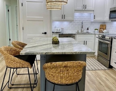 646 Yardarm Drive - Photo Thumbnail 7