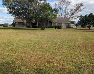 408 Lexington Drive - Photo Thumbnail 6