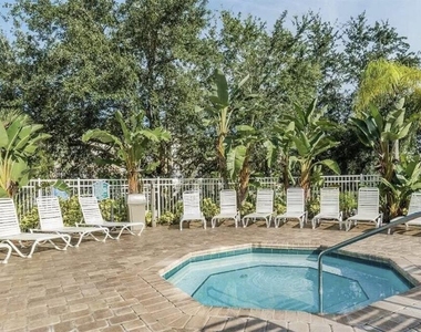 8103 Coconut Palm Way - Photo Thumbnail 25